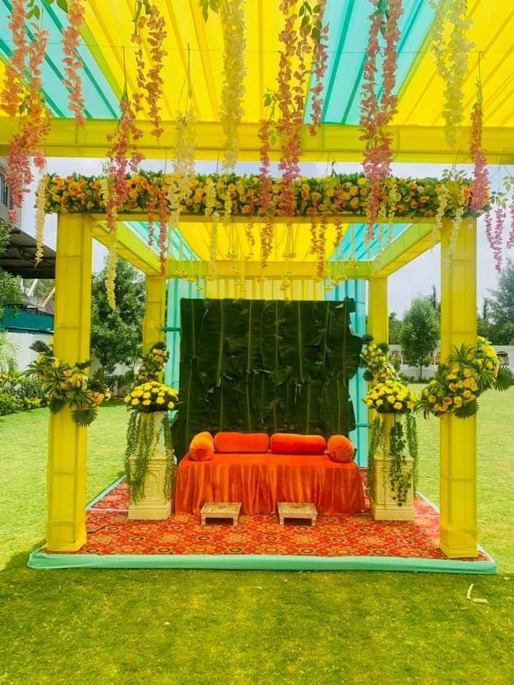 Haldi · Couple Seating photo 3