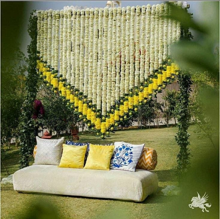 Mehendi · Couple Seating photo 3