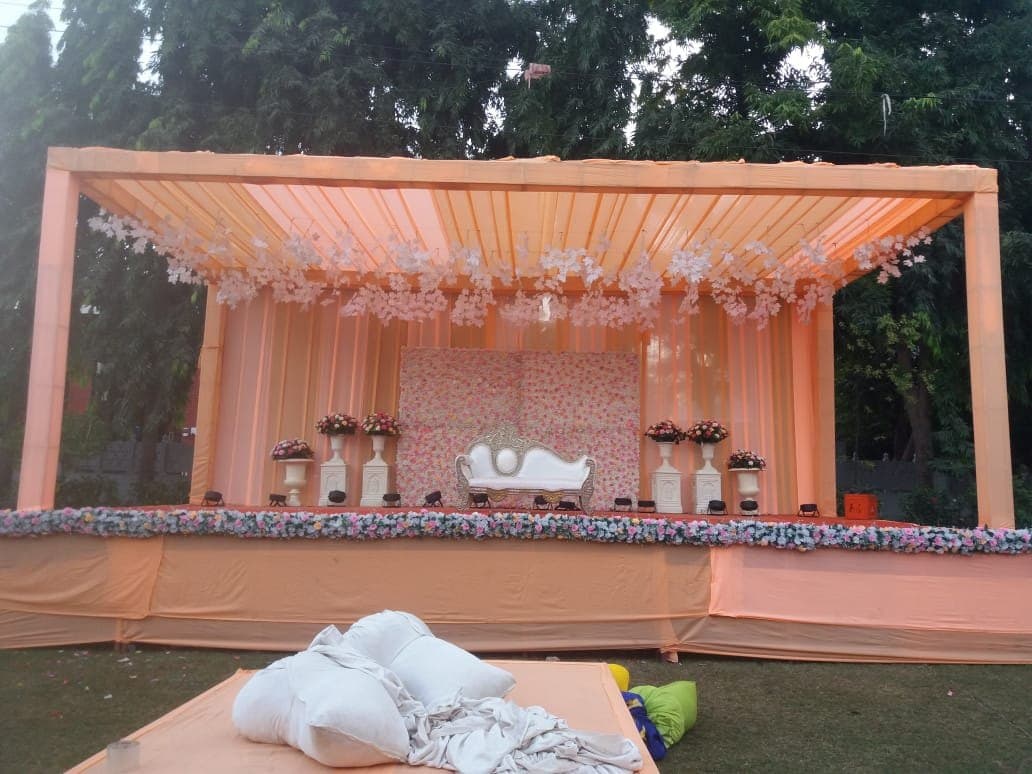 Reception Stage photo 3